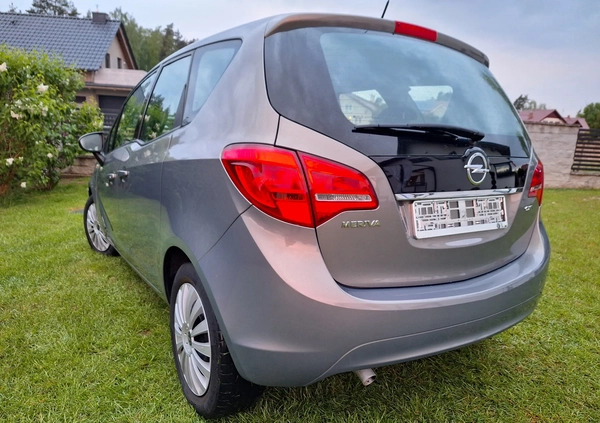Opel Meriva cena 20700 przebieg: 229561, rok produkcji 2011 z Skalbmierz małe 781